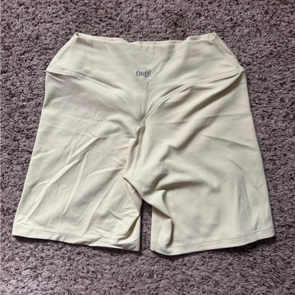 Oner Active Pastel Yellow Softmotion Shorts - Picture 2 of 2